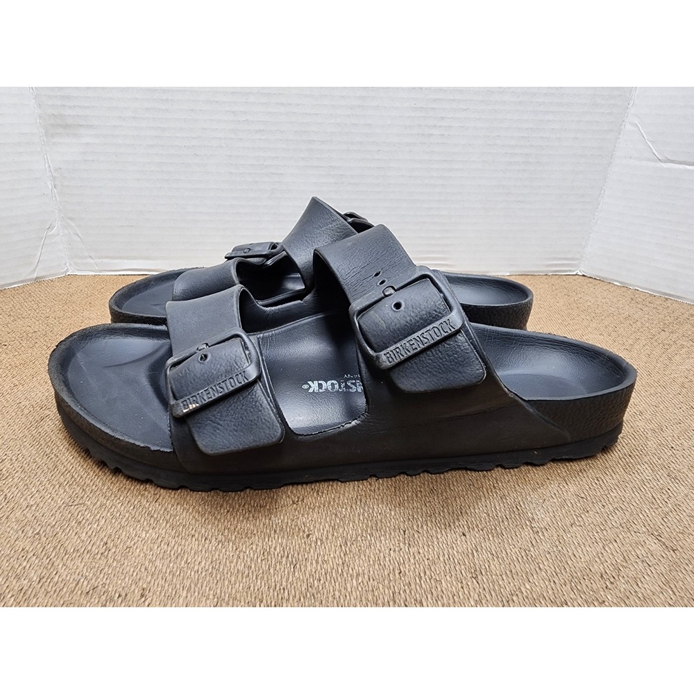 Birkenstock Black Strap Slip On Sandals Size 40 Womans Size 9-9.5 U.S All Black